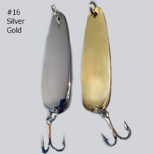 Load image into Gallery viewer, Moosalamoo-Sutton-44G10-Smooth-Silver-Gold
